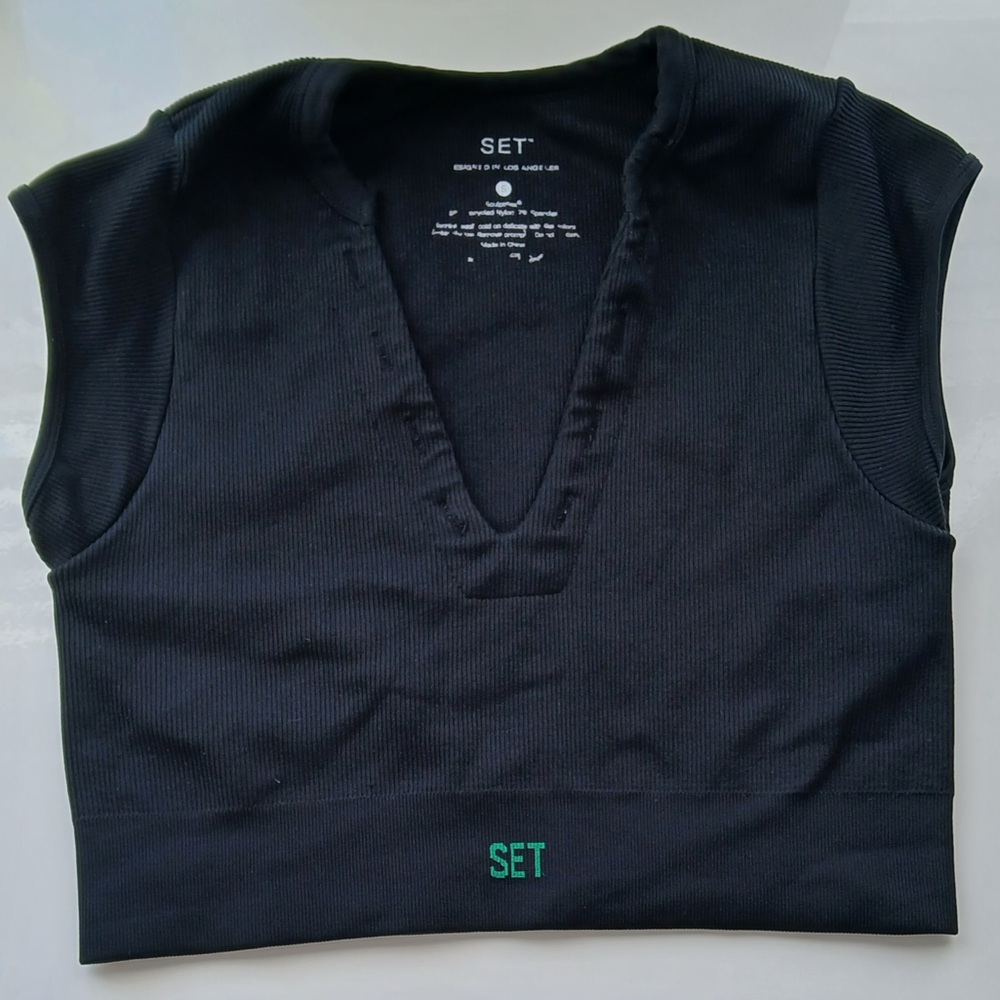 SET Active Ribbed Crop V Top